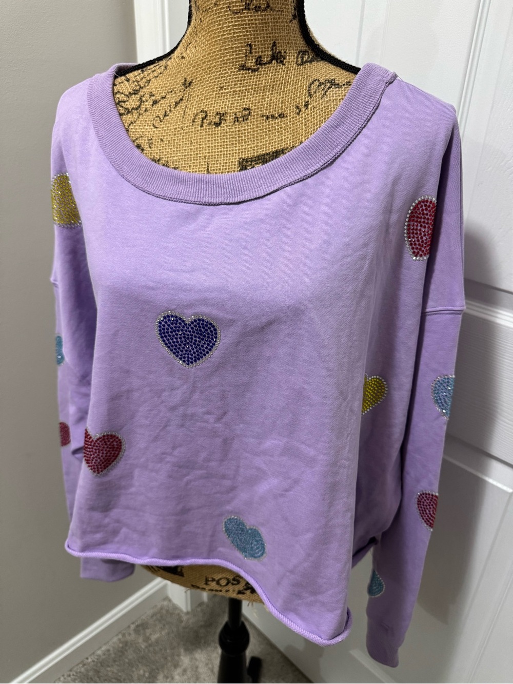 Rhinestone Heart Cropped Crewneck Pullover